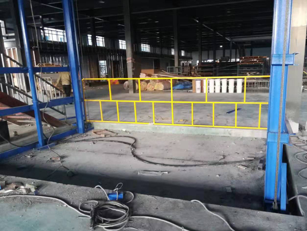 液壓升降機 (4) 液壓升降機 (4)